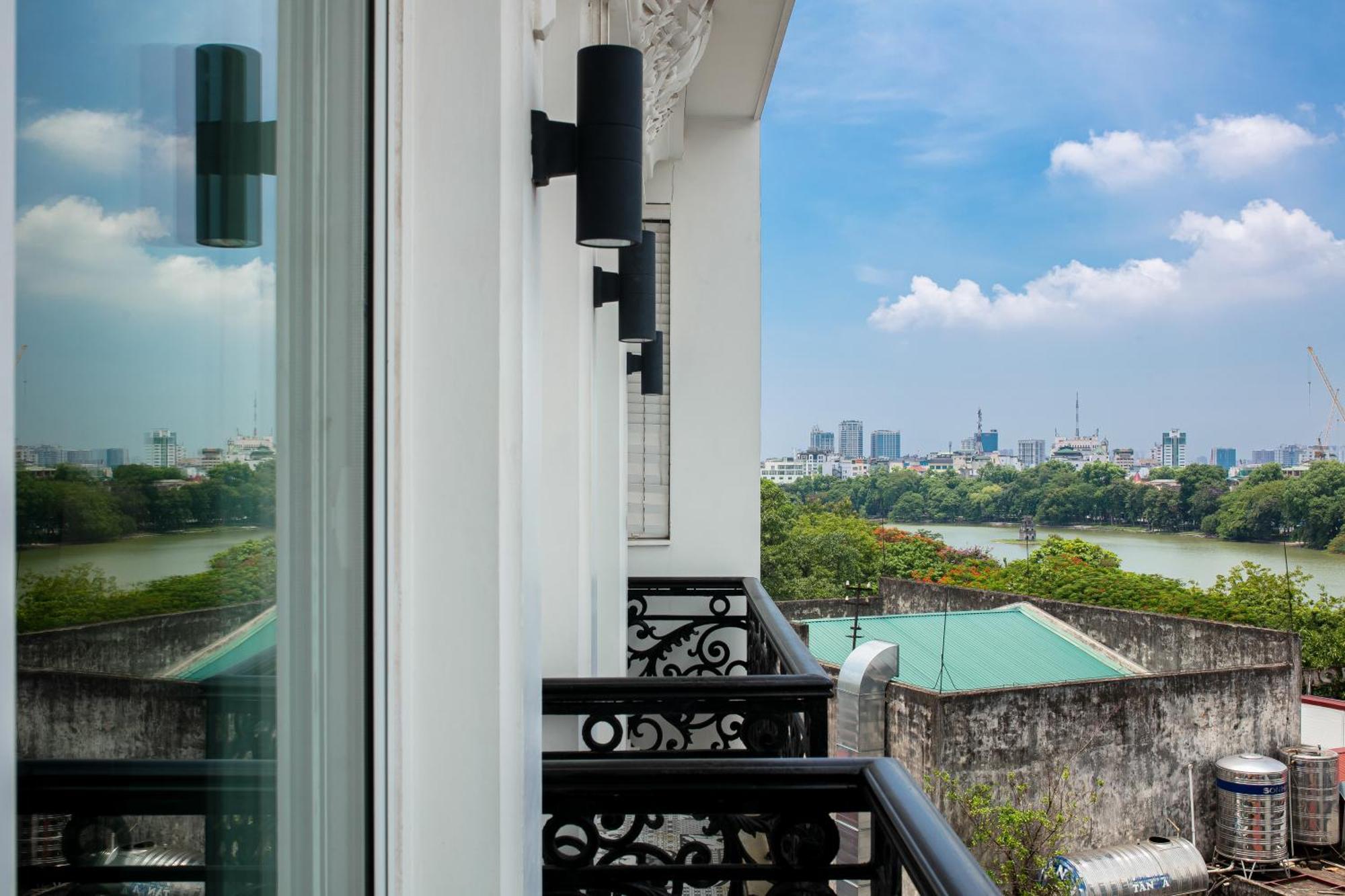 La Sinfonia Majesty Hotel And Spa Hanoi Exterior photo