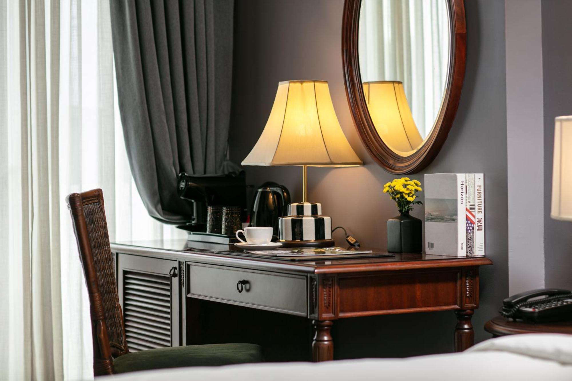 La Sinfonia Majesty Hotel And Spa Hanoi Exterior photo